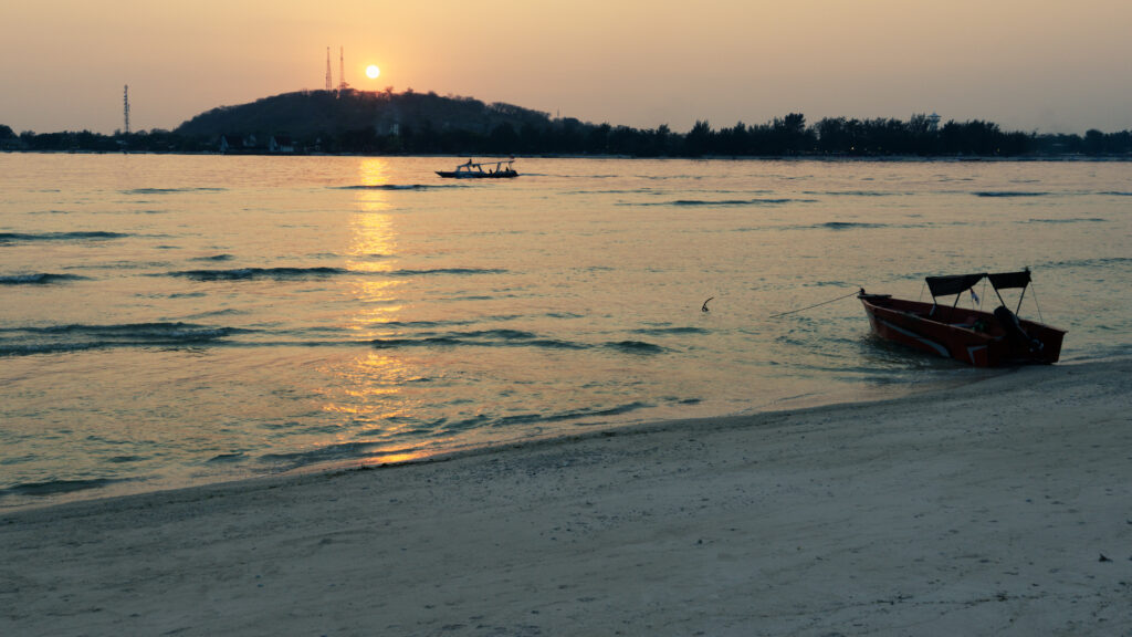 LePirate Gili Meno Sonnenuntergang